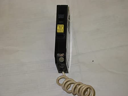 SCHNEIDER ELECTRIC Miniature 120-Volt 20-Amp QOB120VHGFI Molded Case Circuit Breaker 600V 80A