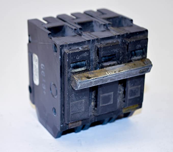 GE THQL32040 Plug-in Mount Type THQL Feeder Molded Case Circuit Breaker 3-Pole 40 Amp 240 Volt AC